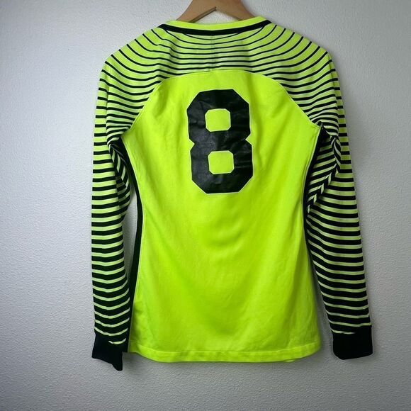 Nike Women's  USA Goalkeeper Soccer Jersey Green Size Small - Picture 2 of 6